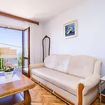 Stella - Three-bedroom With Balcony And Terrace *