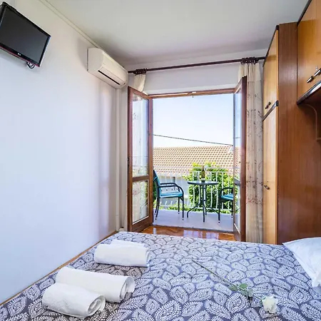 Stella - Three-bedroom With Balcony And Terrace Dubrovnik