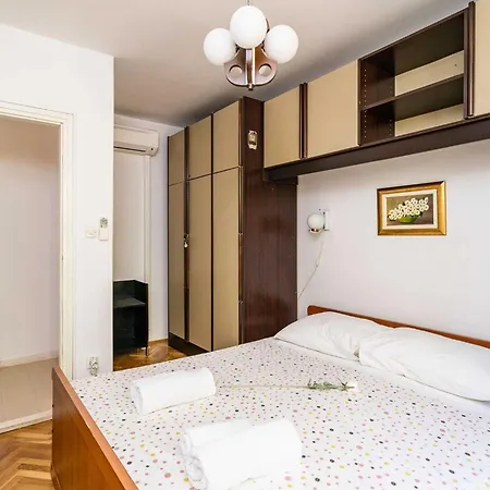 Stella - Three-bedroom With Balcony And Terrace Apartment Dubrovnik