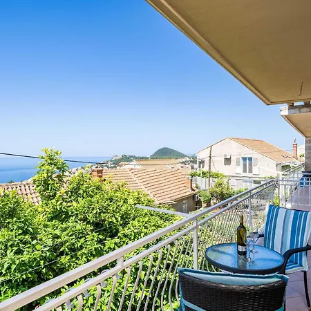 Stella - Three-bedroom With Balcony And Terrace * דוברובניק