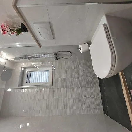 Stella - Three-bedroom With Balcony And Terrace شقة دوبروفينك