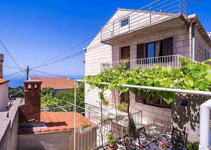 Appartement Stella - Three-bedroom With Balcony And Terrace *