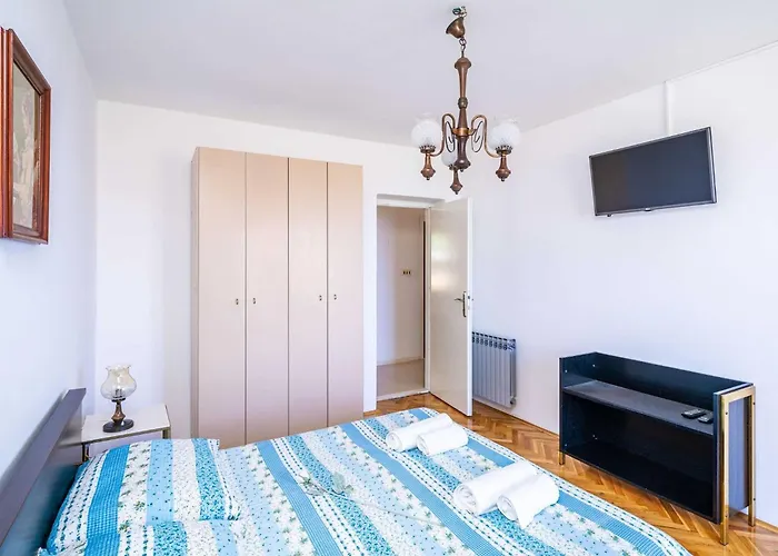 Stella - Three-bedroom With Balcony And Terrace 두브로브니크