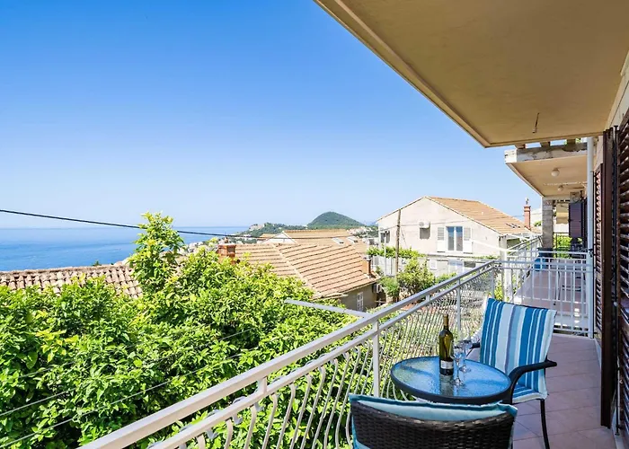 Stella - Three-bedroom With Balcony And Terrace * 두브로브니크