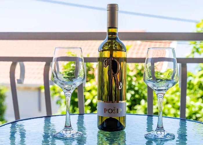 Stella - Three-bedroom With Balcony And Terrace 아파트 *