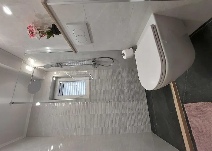 Stella - Three-bedroom With Balcony And Terrace Apartament Dubrownik